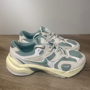 Nike Women's AL8 White and Teal Sneakers